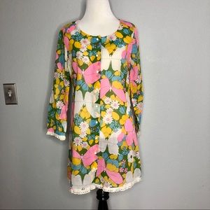 1960s Vintage Flower Power Tunic Daisies Butterfly